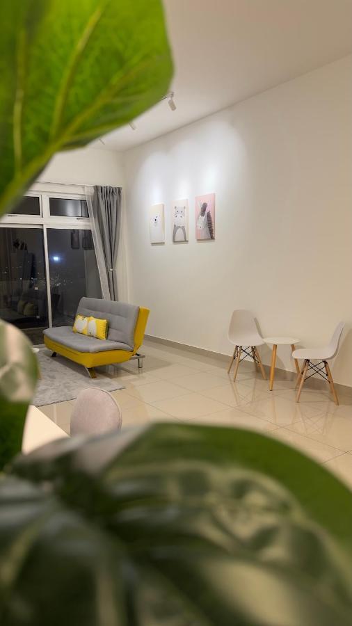Duck Duck House 3br 7-11 Pax Johor Bahru